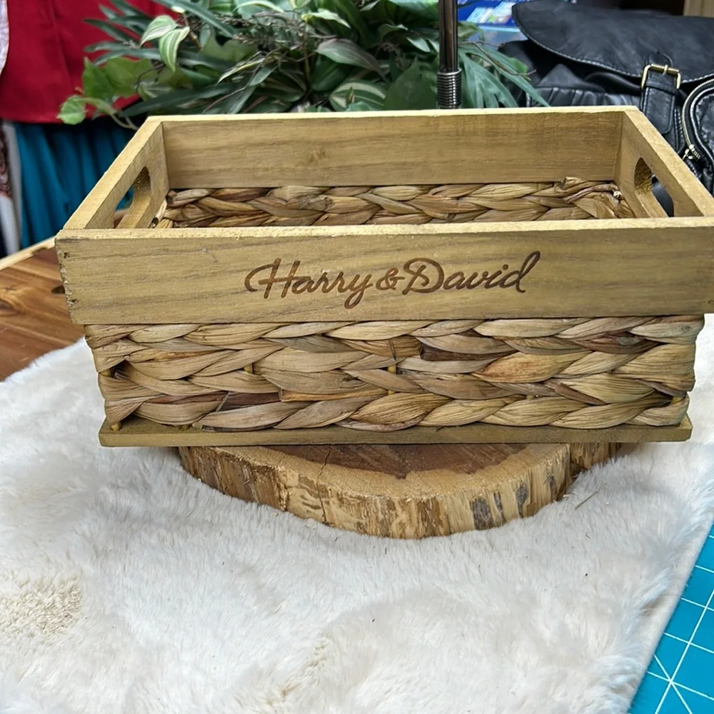 Harry‎ & David woven and wooden basket